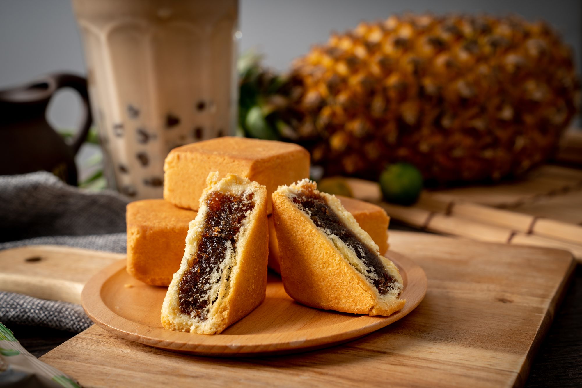 36050041新東陽珍珠茶風味酥氣氛照-1.jpg