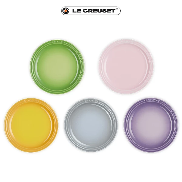 【Le Creuset】造型瓷器圓盤 23cm(雪紡粉/棕櫚綠/藍鈴紫/迷霧灰/芥末黃)