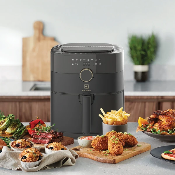 【Electrolux 伊萊克斯】5公升Explore 6 健康氣炸鍋(E6AF1-520K)