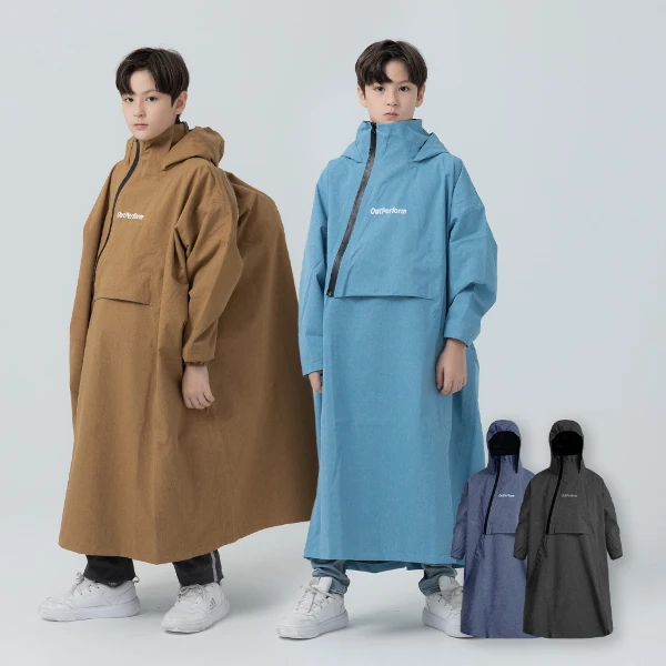 【outperform 奧德蒙】背包款-ACE兒童半斜開雙拉鍊防水透氣連身式雨衣(1件)