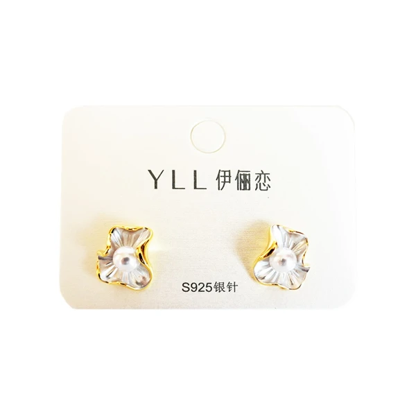 典雅花韻珍珠耳環(1對)