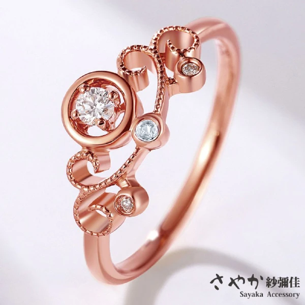 【Sayaka 紗彌佳】戀戀風情古典鏤空雕花紅寶石鑲鑽開口戒(送禮、禮物)