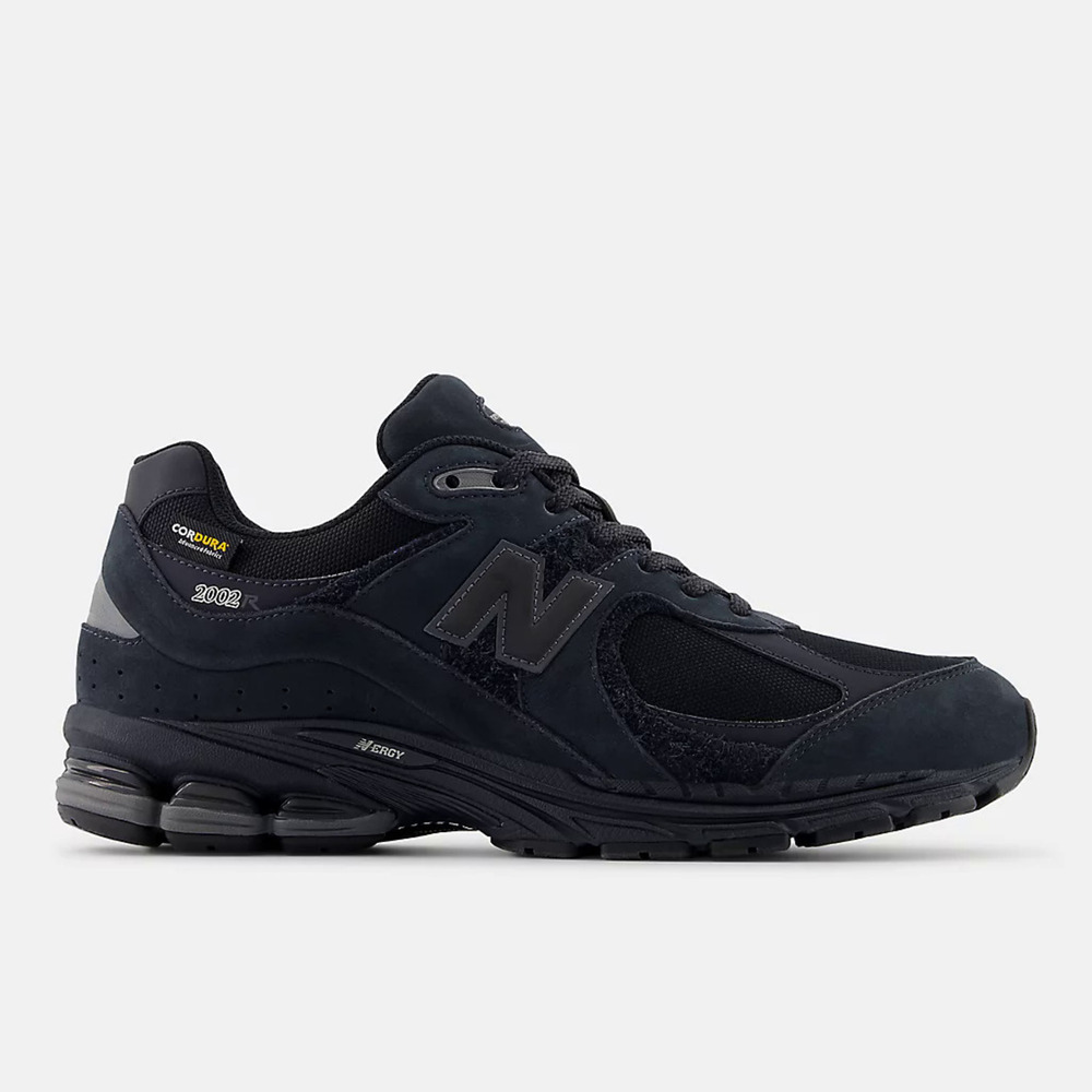 【NEW BALANCE】男女 休閒鞋 運動 復古 慢跑 緩震 D楦 NB 2002R 黑灰(M2002RPJ)