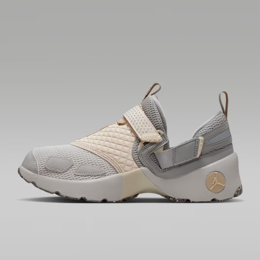 【NIKE】WMNS Jordan Trunner LX MTR 女 休閒鞋 灰米(IQ2719-002)